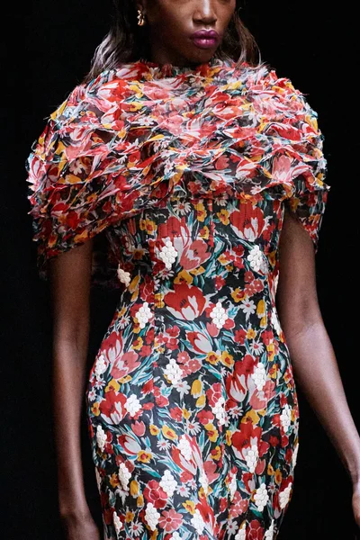 Look 96